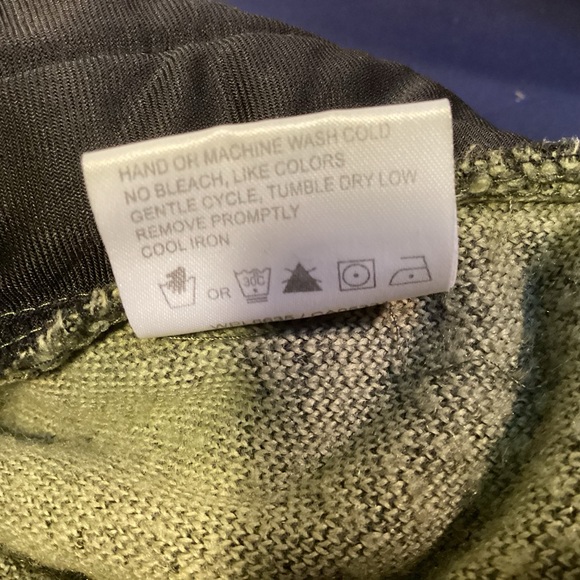 Woolrich vest with toggle buttons Womens medium - Picture 12 of 13